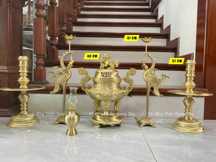 Bộ đỉnh đồng hoa sòi 40 màu vàng nguyên bản